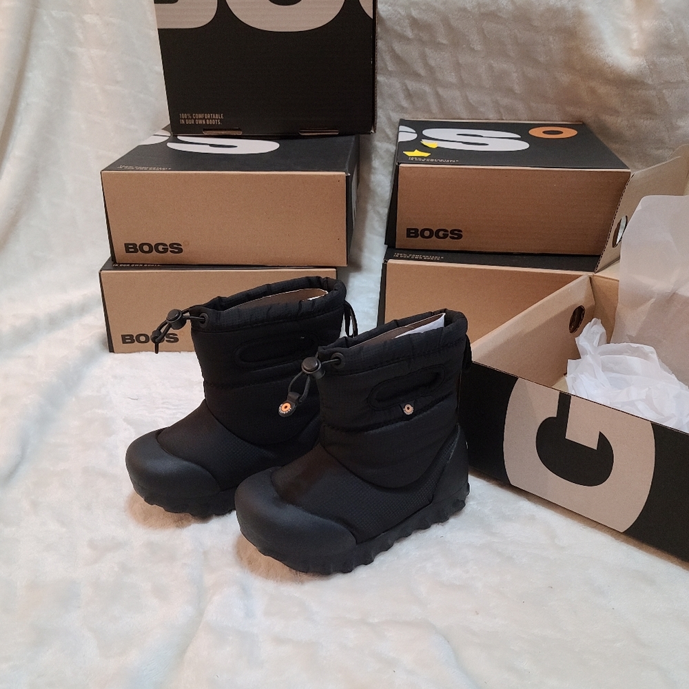 New BOGS kids boots